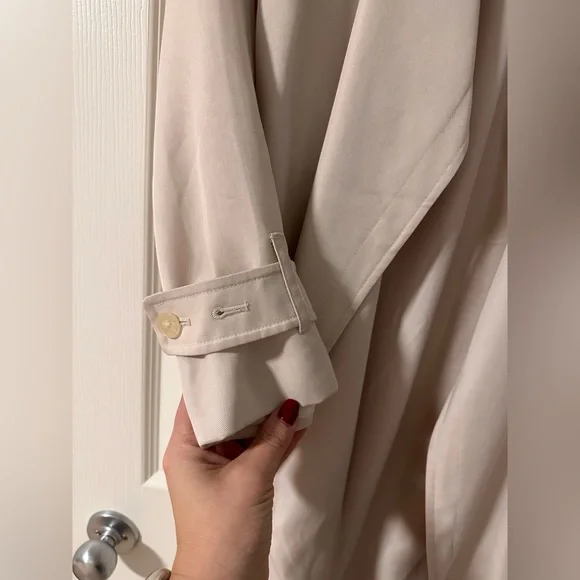 Wilfred Lawson Trench Coat - Picture 2 of 5